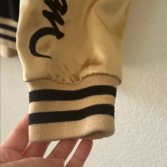 Robin's Jean Black and Gold Bomber Jacket size large - Picture 7 of 15